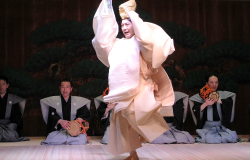 Japanese culture, noh, playing by famous noh actor, Mansai Nomura