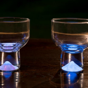 The Moonlight Glass is the world's first to use a unique ”bright-in-the-dark” technology.